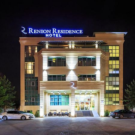 Renion Residence Hotel Almaty Esterno foto