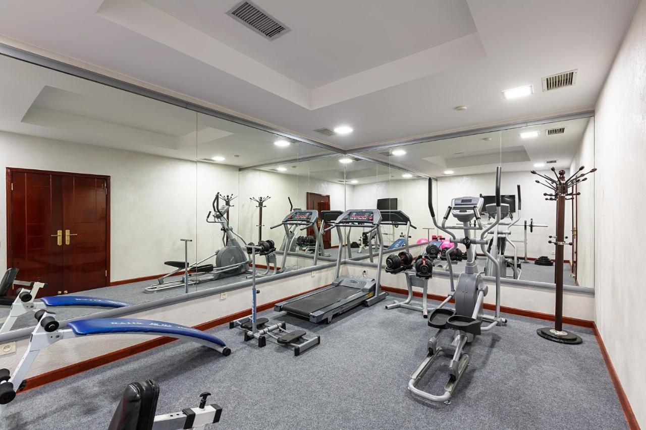 Renion Residence Hotel Almaty Esterno foto