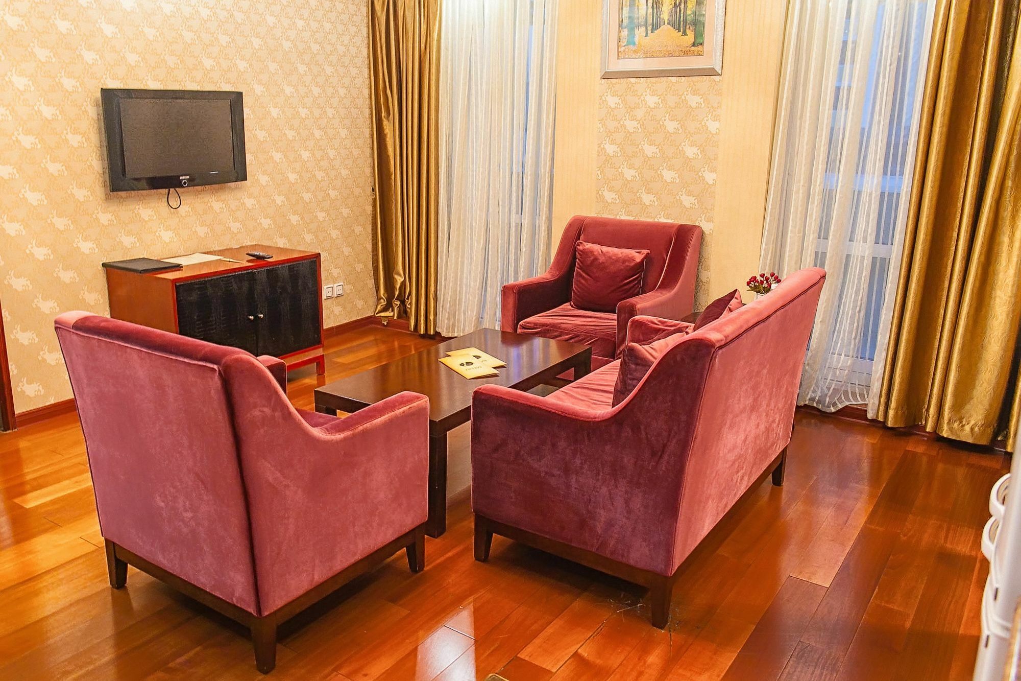 Renion Residence Hotel Almaty Esterno foto