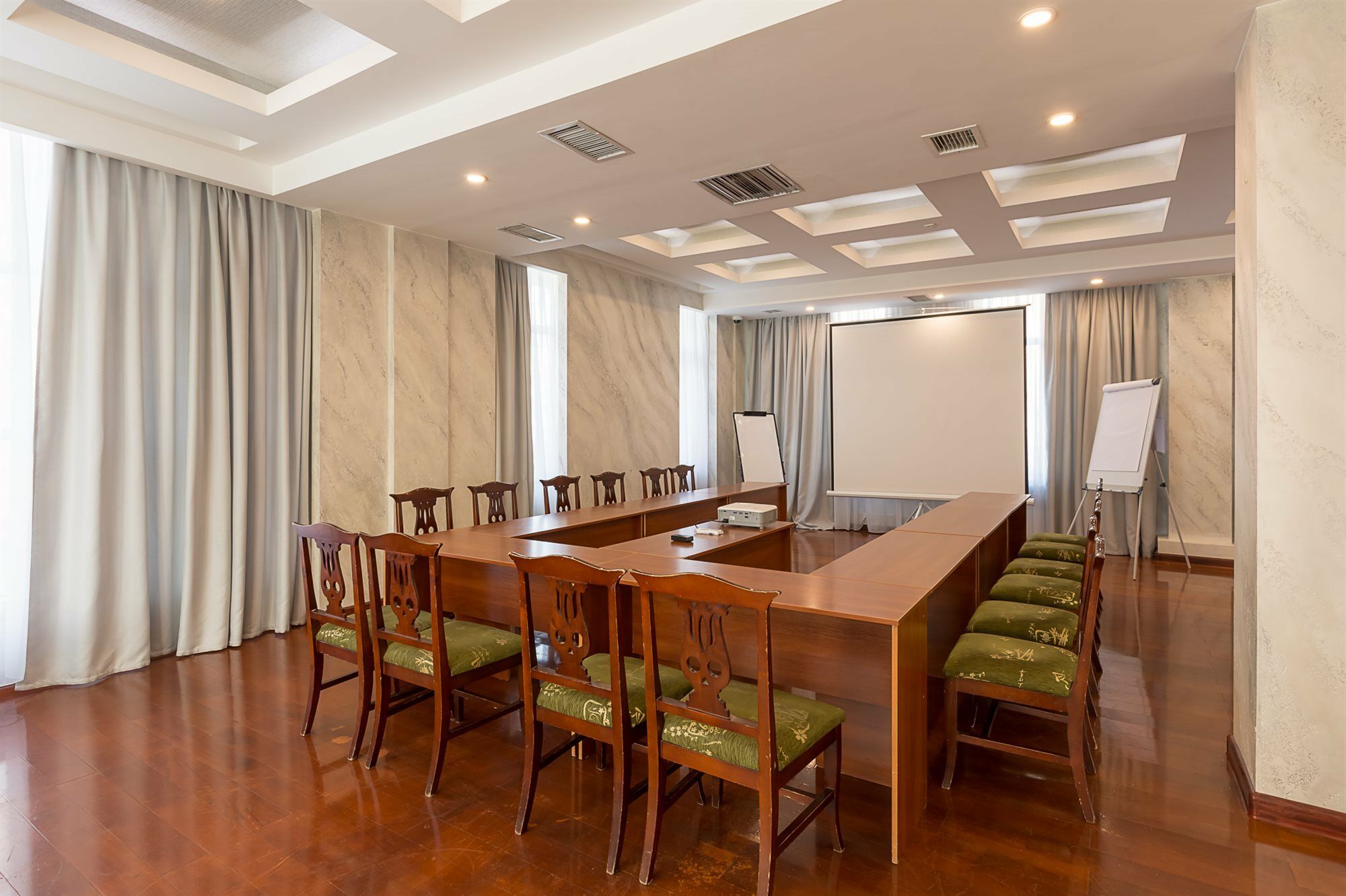 Renion Residence Hotel Almaty Esterno foto